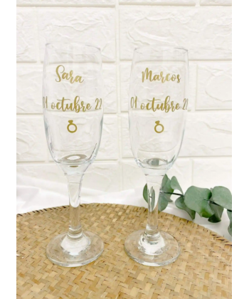 Pack de copas de cava para los novios